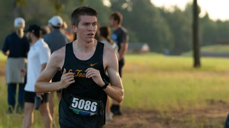 Men's Cross Country Flies at Old Glory Gallup