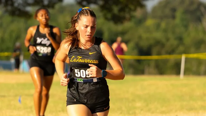 Women's Cross Country Sets Five Personal Bests in Regular Season Finale