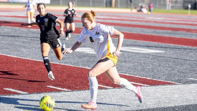 WS | ETBU Tripped Up by McMurry, 1-0