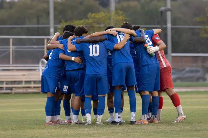 Men's Soccer: Men's Soccer Unbeaten Streak Ends at Six