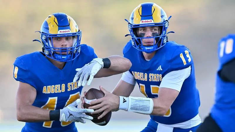 Football Falls Just Short in 36-32 Road Loss at Midwestern State
