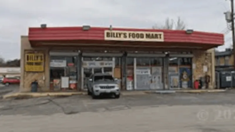 Woman allegedly hit business owner with a closed fist when he tried to stop robbery
