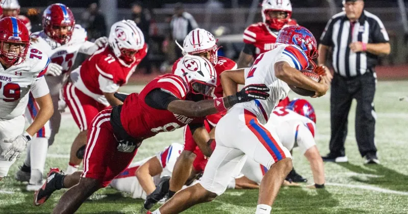 Brazosport leaning on guys like Jackson to push through recent adversity