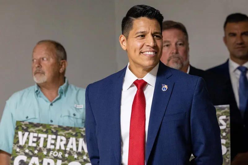 With Carlos De La Cruz, Republicans seek to keep new Texas district in the family