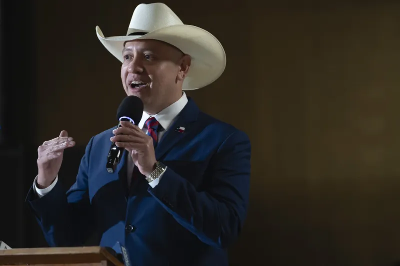 From sheriff's deputy to congressional hopeful, Johnny Garcia looks to bridge political divides