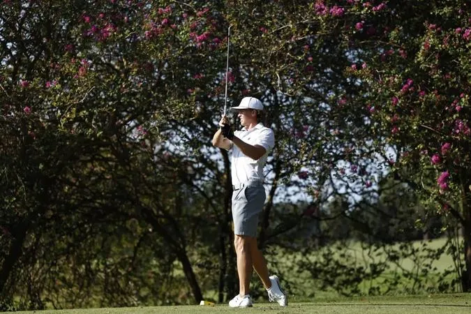 Lamar closes fall season at Bank of Tennessee