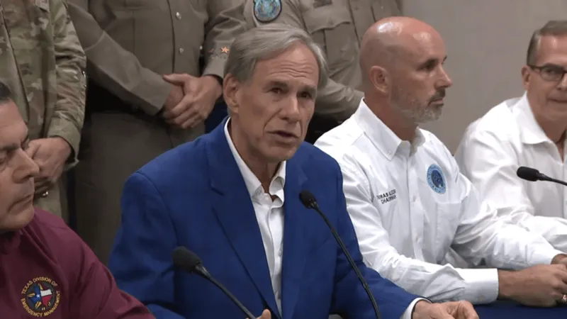 Abbott raked in $9 million from data center-related donors as he called for regulations