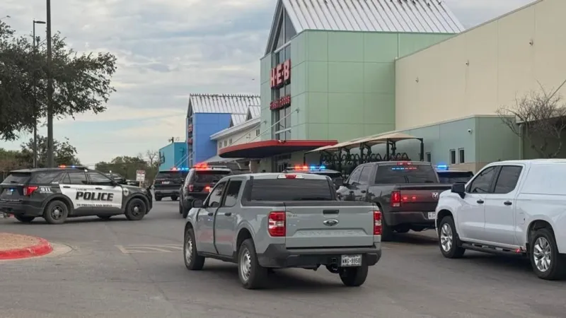 Uvalde H-E-B location evacuated after gunshots allegedly heard inside store