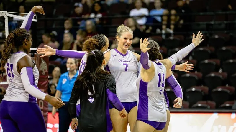 Tarleton State Volleyball wraps up road trip at UTA Tuesday