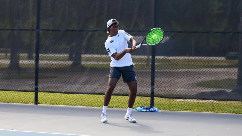 Men's tennis continues Fall season
