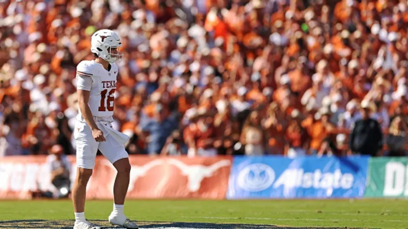 'The optimism... it's dwindling': Texas fans weigh playoff odds after back-to-back losses