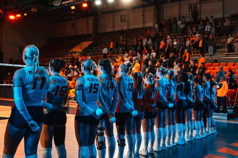 UTEP volleyball earn first win against New Mexico