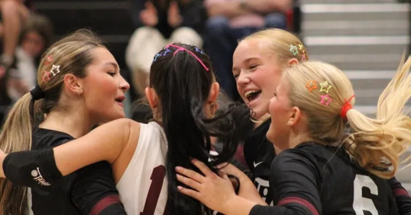 No. 13 Consol, College Station post Friday sweeps; Tuesday's matches next