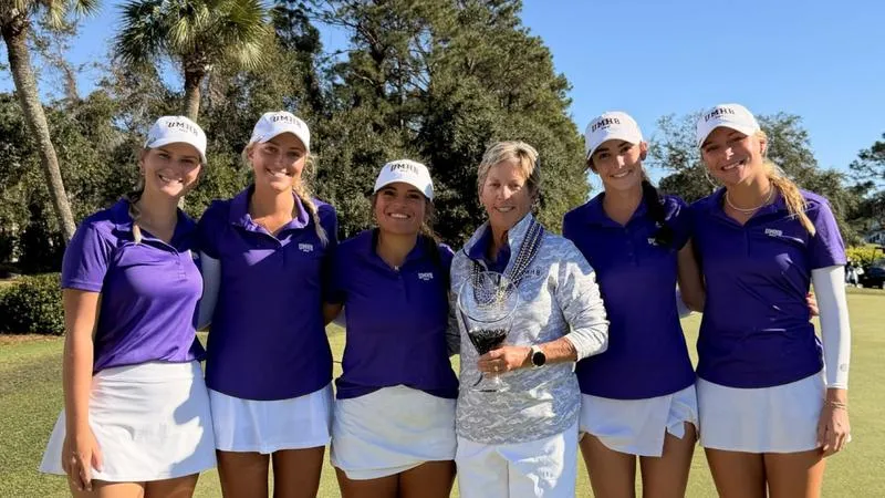 Women's Golf Wins Golfweek October Classic