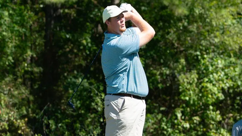 Men's Golf Ends Fall Season with Strong Run at Golfweek