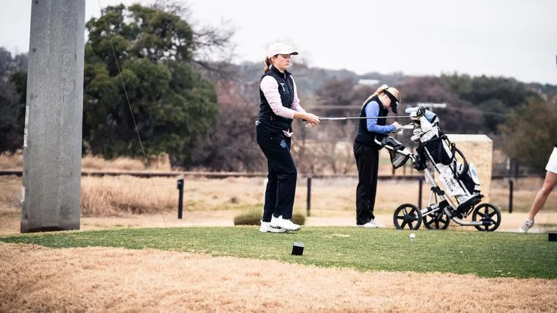 Islanders Finish Play at The Diamante Invitational