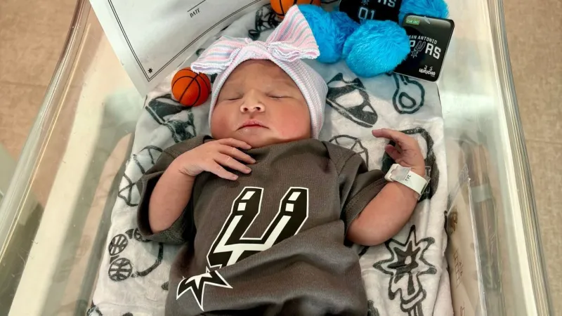 Newborns in Methodist hospitals celebrate first ever Spurs game with adorable outfits!