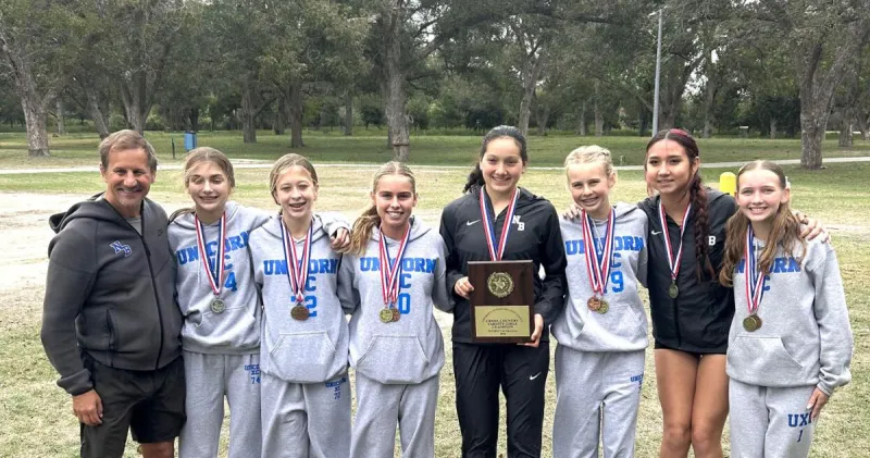 New Braunfels girls, Smithson Valley boys win district cross country championships
