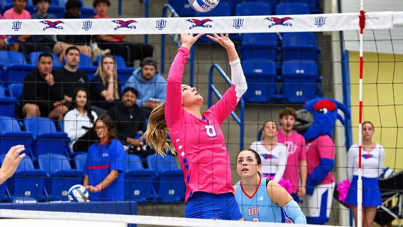 Sears' Triple-Double Double Takes Center Stage, But Lady Buffs Spoil Pink Out