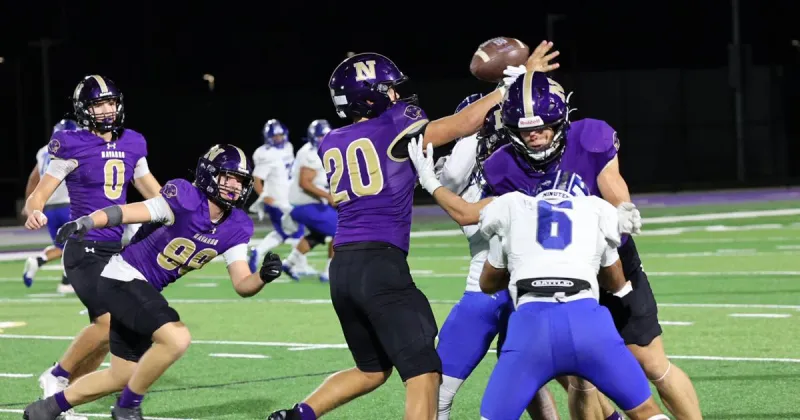 Navarro squares off with Gobblers for top seed in District 15-4A