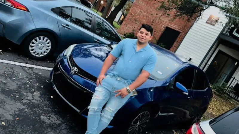 Venezuelan man shot by ICE agent in North Austin indicted on federal assault charge
