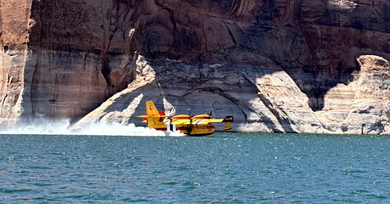 Lake Powell advisory issued as Western wildfires continue to burn