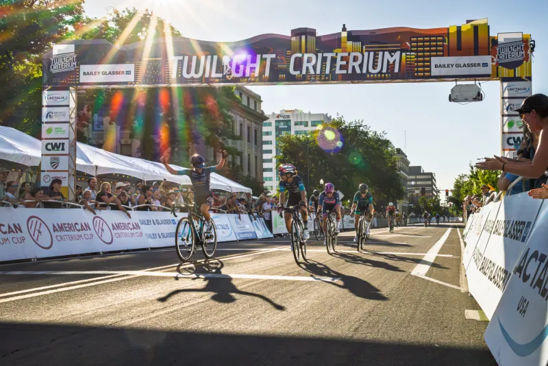 Bailey & Glasser Boise Twilight: Sofia Arreola and Luke Fetzer Take Spectacular Solo Wins Under the Setting Sun in Idaho