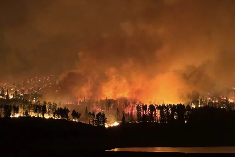 Firefighters focus on protecting structures after Monroe Canyon Fire doubles in size