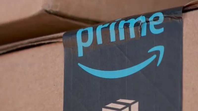 Husband, wife duo accused of stealing misdelivered wedding gifts