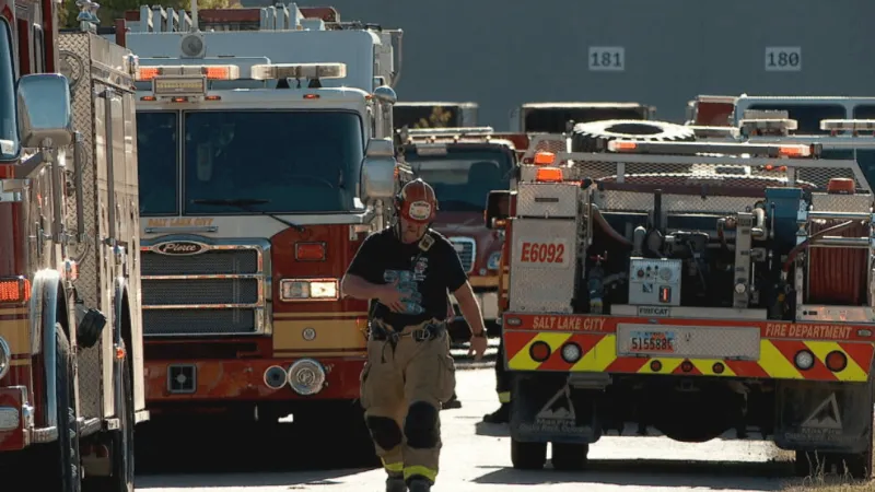 Fire crews applaud Salt Lake homeowner after defensible space protects house from fire