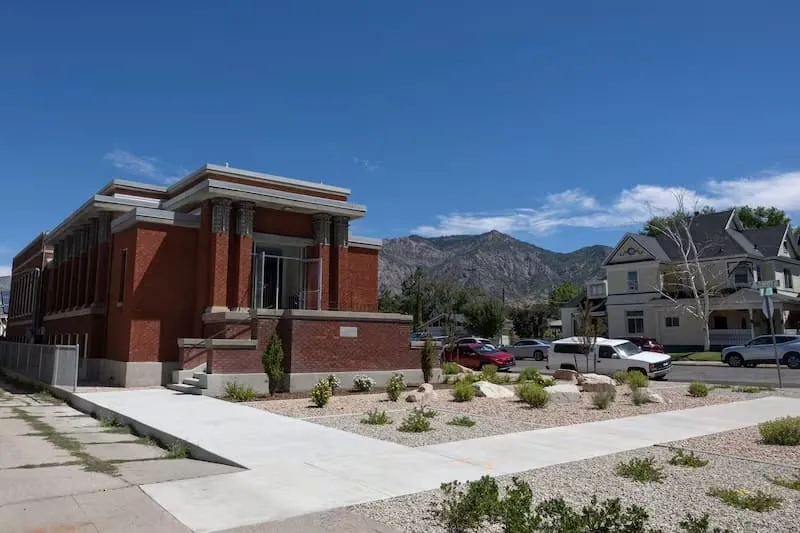 'Welcome home': Deaf Saints return to first chapel built for accessibility