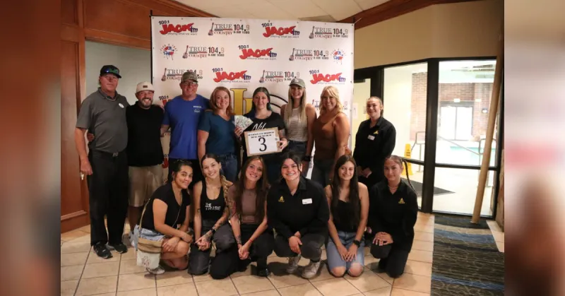Uptown Steakhouse Host This Month's 'Grand in Your Hand'