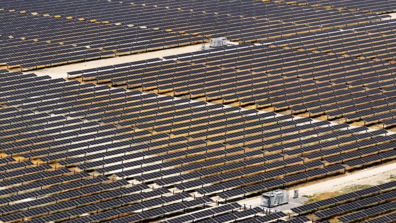 Sen. John Curtis places hold on Trump nominees over green energy tax credits