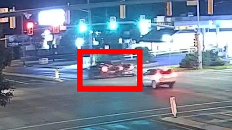 Woman dies after Murray crash. Police searching for drivers who left the scene