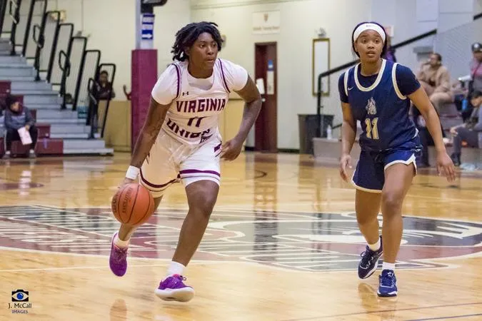 Lady Panthers Stage Dramatic Comeback in 61-60 Win