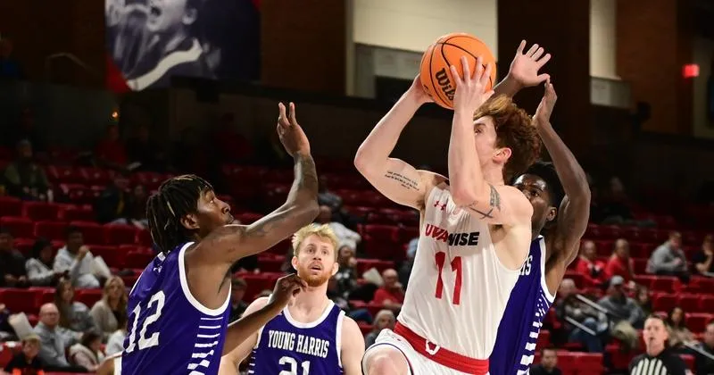 LATE RUN HOISTS YOUNG HARRIS OVER CAVALIERS