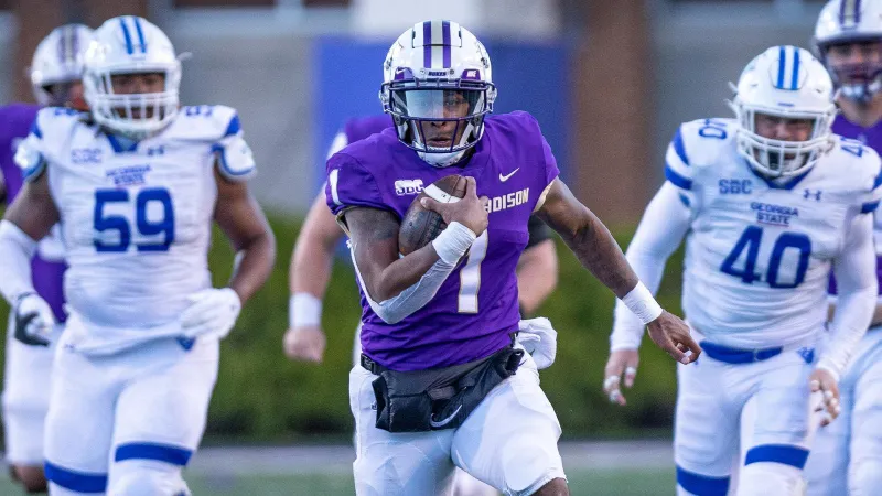 Football: Centeio Named a Finalist for 2022 Bill Dudley Award