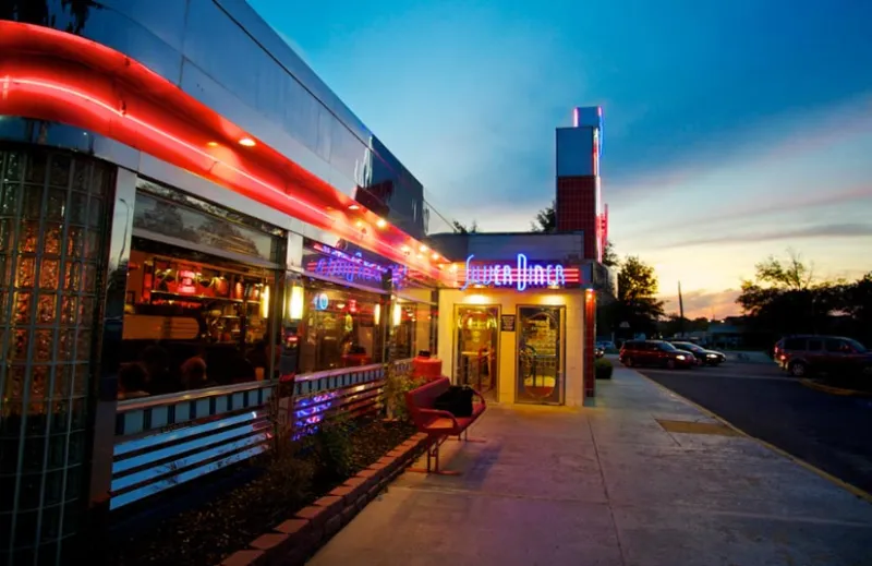 Clarendon Silver Diner set to close this week, ahead of Ballston location's opening