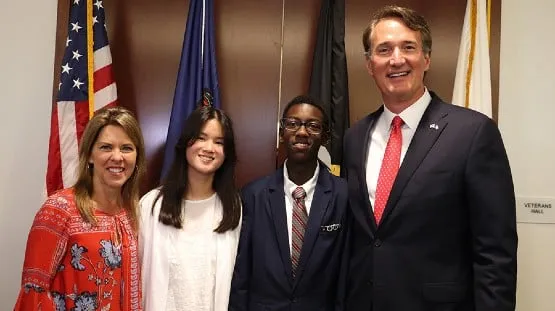 Roanoke eighth-grader and Chesterfield sophomore win Veterans Day essay contest