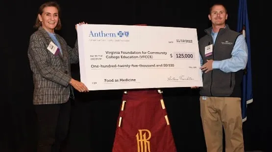 Anthem BCBS donates $125,000 to Virginia's community colleges