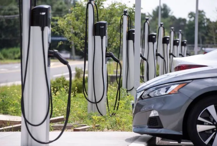 Vermont officials are ready to ban sale of new gasoline passenger cars by 2035