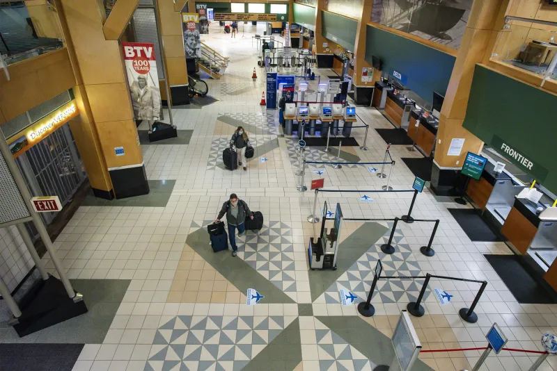 Frontier Airlines pulls out of Burlington