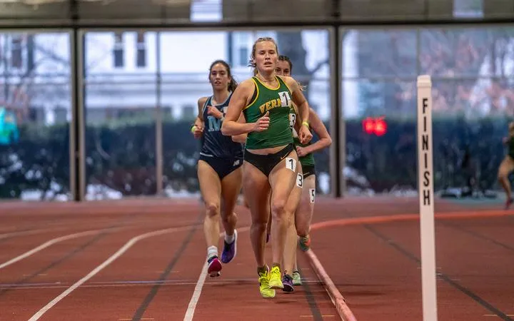Indoor Track & Field Season Begins With Two Meets This Weekend