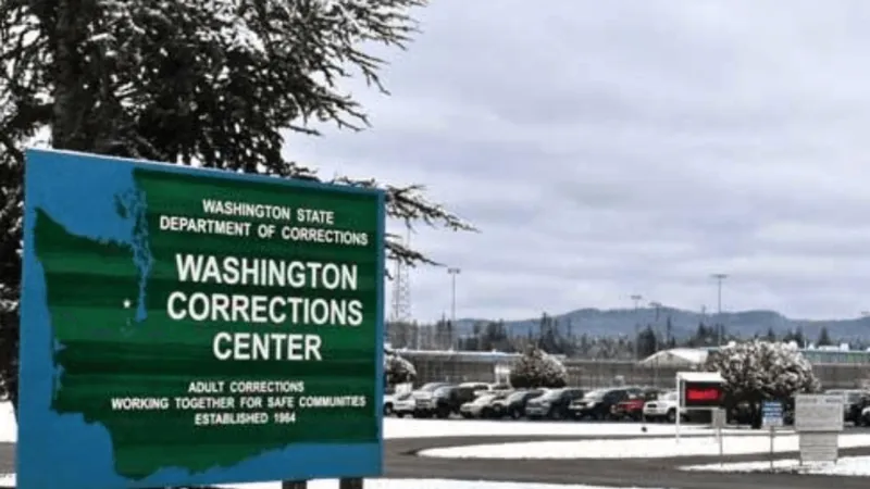 Mason County corrections officer arrested in child internet crimes case