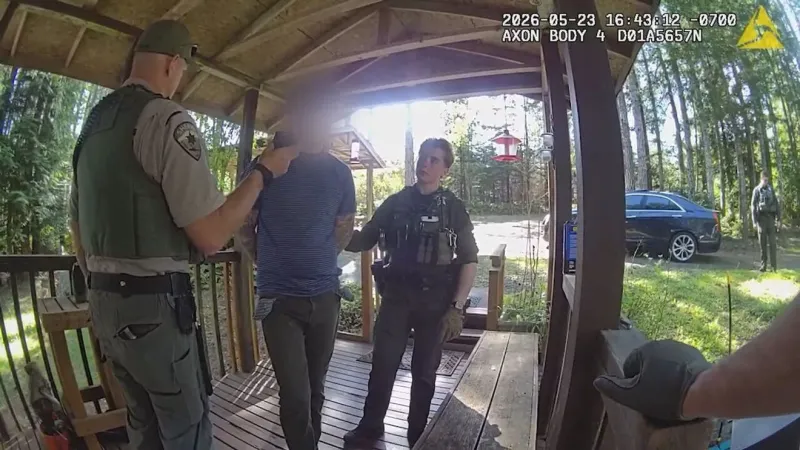 Man who got away during DUI stop leaves ID with Kitsap County deputy