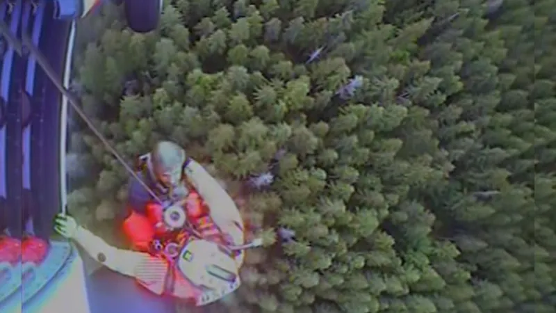 2 fishermen rescued in Mason County after overnight Coast Guard helicopter operation