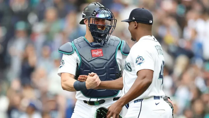 Mariners catcher sells Bellevue home for more than $3M