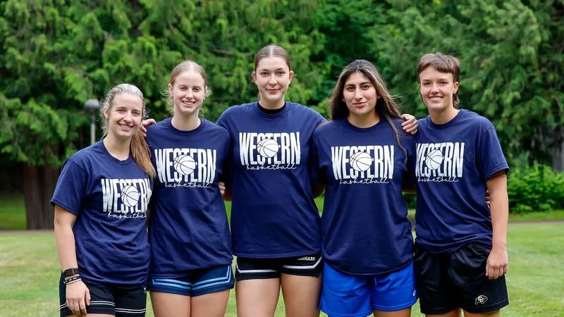 Women's Hoops Announces Five Player Additions for 2026-27