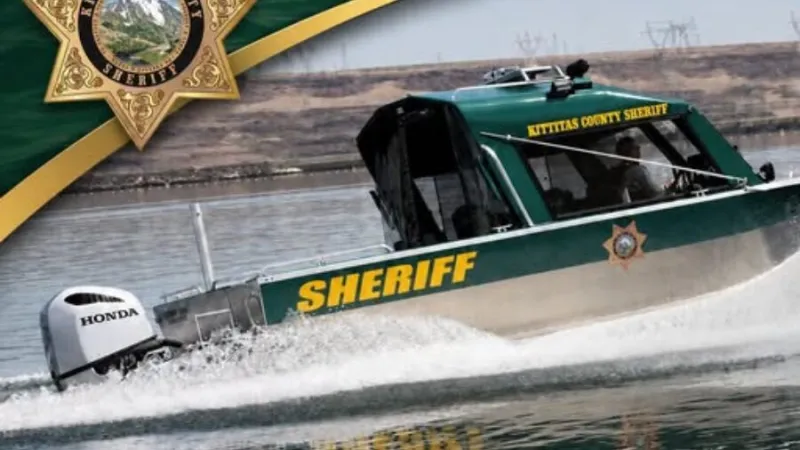 4 paddleboarders, including 8-year-old, rescued after being blown into middle of Columbia River