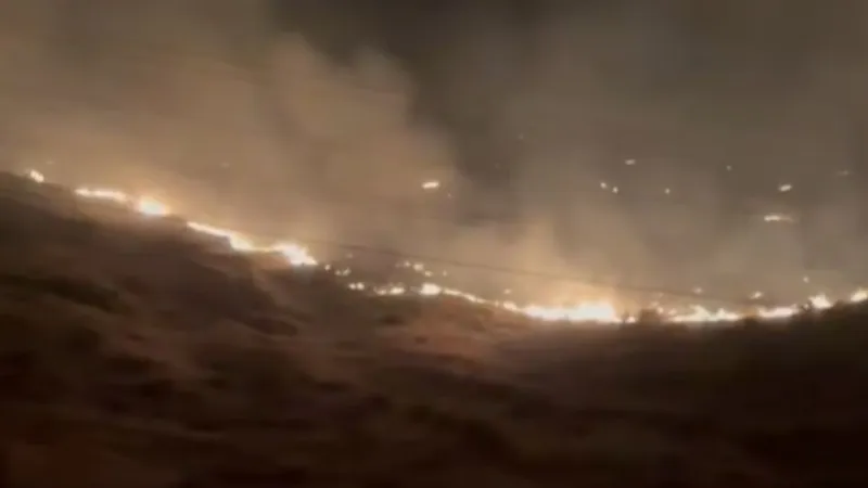 5,000+ acres burning in Chelan Hills wildfire; all evaucation orders are 'Level 3, Go Now'